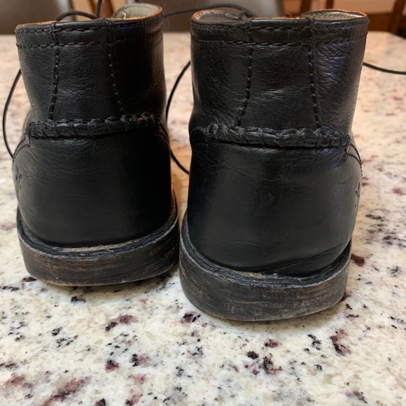 Authentic Frye Chukka Boots (Black/8D)